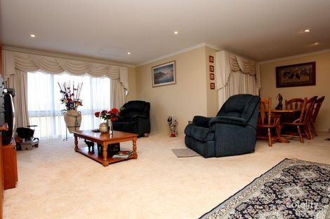 Property photo of 18 Osmand Street Wanniassa ACT 2903