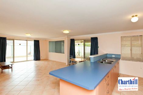 Property photo of 33 Domain Circle Success WA 6164