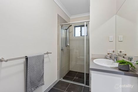 Property photo of 7 English Place Rochedale QLD 4123