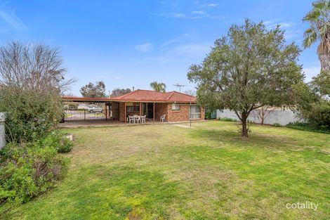 Property photo of 30 Incarnie Crescent Wagga Wagga NSW 2650