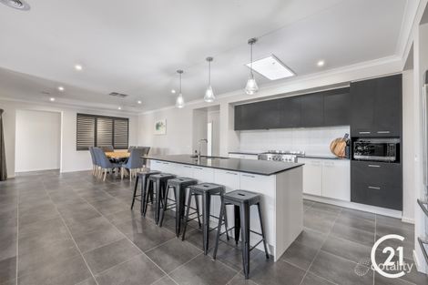 Property photo of 25 Pinerate Place Echuca VIC 3564