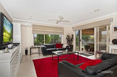 Property photo of 19 David Close Skye VIC 3977