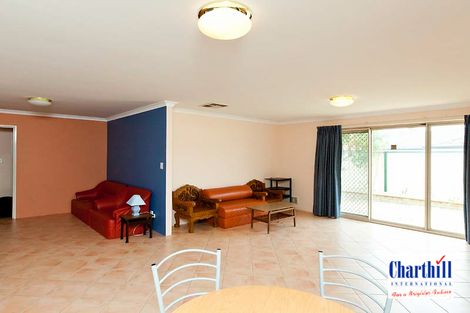 Property photo of 33 Domain Circle Success WA 6164