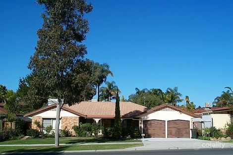 130 Illawarra Cres S, Ballajura, WA 6066