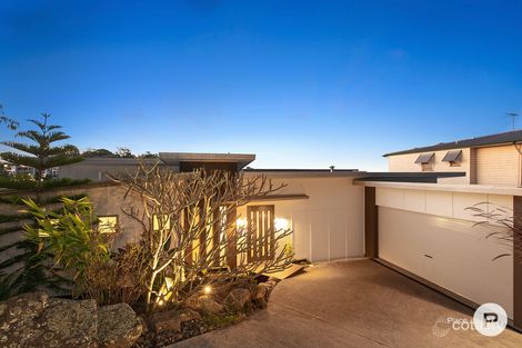 Property photo of 38 Paramount Terrace Seven Hills QLD 4170