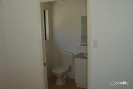 Property photo of 19/1 Cossart Street Centenary Heights QLD 4350