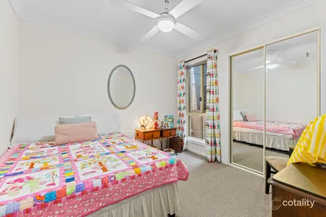 Property photo of 28 Vanderbilt Court Varsity Lakes QLD 4227