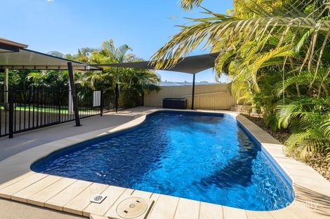 53 Col Brown Ave, Clinton, QLD 4680