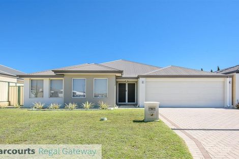 Property photo of 16 Juncea Way Hammond Park WA 6164