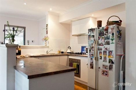 Property photo of 1F Kitchener Road Melville WA 6156