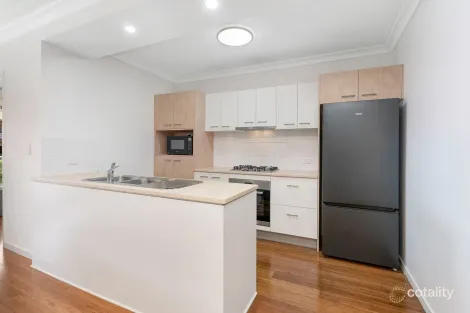 Property photo of 4/16 Grosvenor Road Indooroopilly QLD 4068