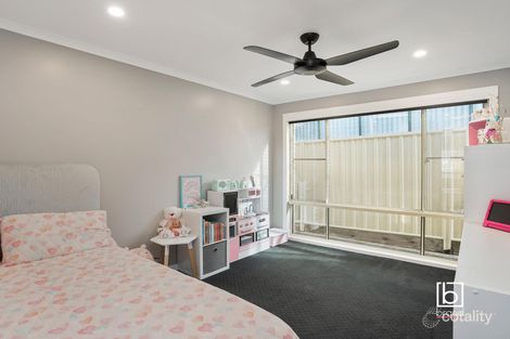 Property photo of 67 Pinehurst Way Blue Haven NSW 2262