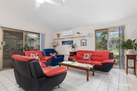 Property photo of 210 Discovery Drive Helensvale QLD 4212