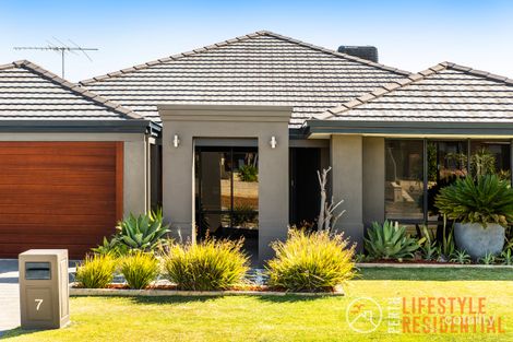 Property photo of 7 Snowdonia Link Merriwa WA 6030
