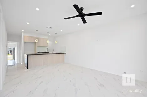 Property photo of 27 Columbus Street Hamlyn Terrace NSW 2259