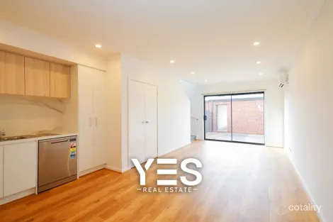 Property photo of 7 Winnipeg Walk Clyde VIC 3978