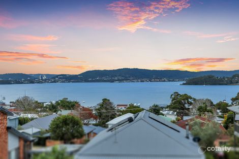 Property photo of 11 View Parade Saratoga NSW 2251