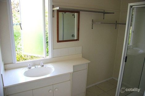 Property photo of 109 Hoskins Street Sandgate QLD 4017