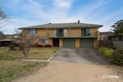 32 Murray Ave, Armidale, NSW 2350