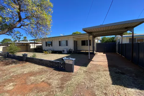 19 Banks Cres, Sunset, QLD 4825