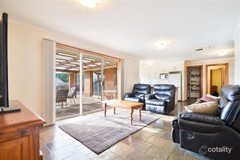 Property photo of 10 Farriers Way Woodcroft SA 5162