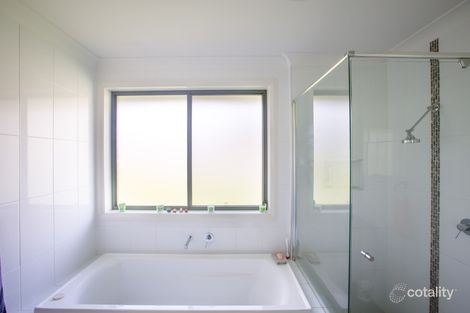 Property photo of 4 Shawcross Close Bowenfels NSW 2790