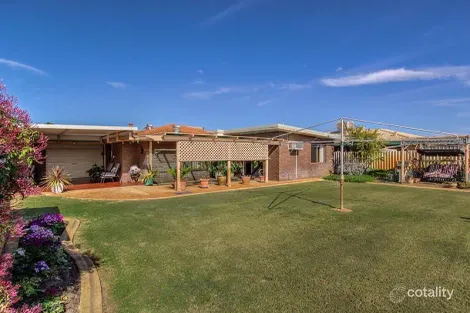 Property photo of 14 Beermullah Way Waikiki WA 6169
