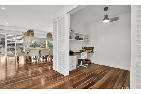 Property photo of 14 Beverley Crescent Broadbeach Waters QLD 4218