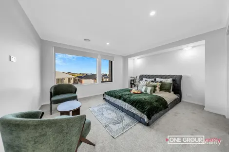 Property photo of 11 Fairview Street Beveridge VIC 3753