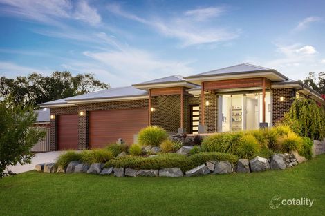 Property photo of 8 Fyfe Court West Wodonga VIC 3690