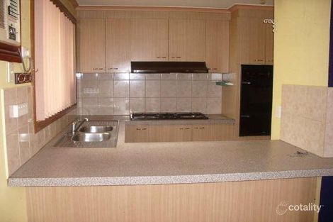 Property photo of 2/9 Mulwala Gardens St Albans VIC 3021