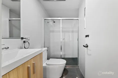 Property photo of 1/26-28 Third Avenue Macquarie Fields NSW 2564
