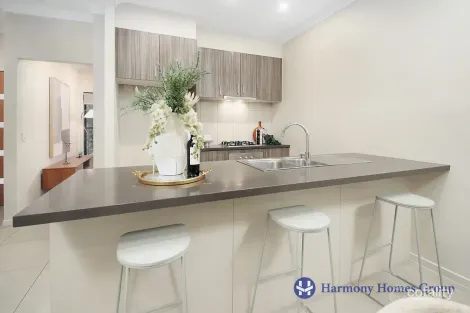 Property photo of 10 Arrosa Street Calamvale QLD 4116