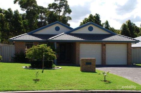 Property photo of 33 Sheraton Circuit Bomaderry NSW 2541