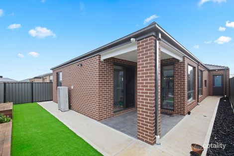 Property photo of 12 Eshal Crescent Wyndham Vale VIC 3024