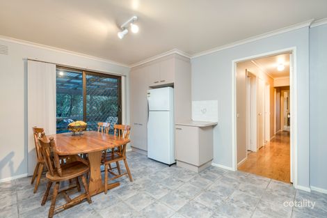 Property photo of 5 Belsize Court Endeavour Hills VIC 3802