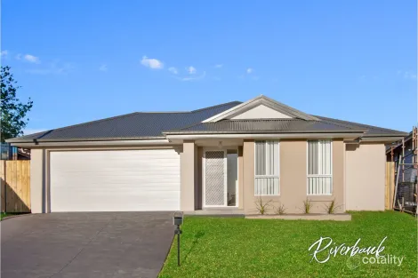 3 Sophia St, Elderslie, NSW 2570