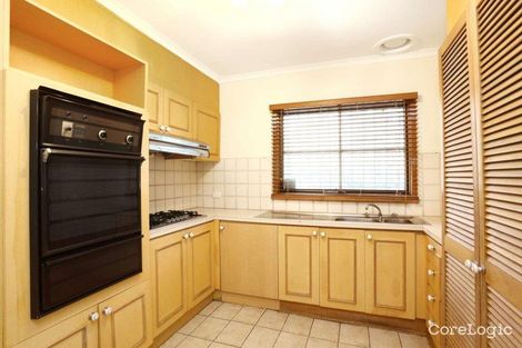 Property photo of 8/21 Plane Tree Way North Melbourne VIC 3051