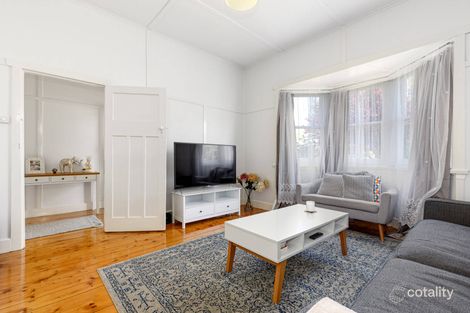 Property photo of 16 Linden Avenue Wendouree VIC 3355