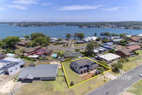 38 Alkrington Ave, Fishing Point, NSW 2283