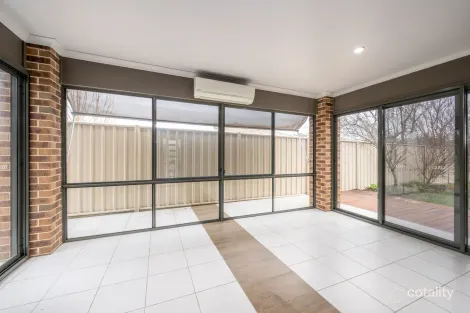 Property photo of 36 Wendouree Drive Kialla VIC 3631