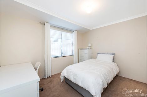Property photo of 18 Colebrook Circle Secret Harbour WA 6173