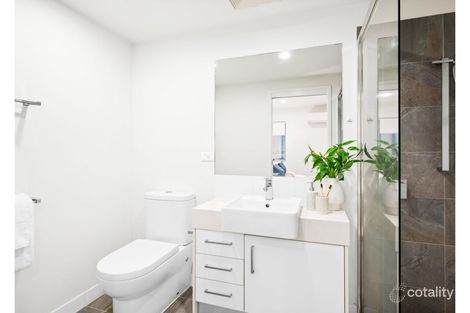 Property photo of 201/61 Oxford Street Bulimba QLD 4171