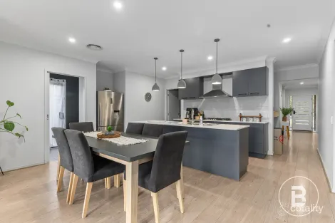 Property photo of 7 Dunvegan Terrace Strathfieldsaye VIC 3551