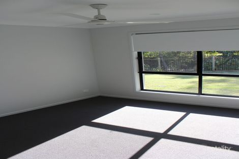 Property photo of 2/7 Lemon Myrtle Place Woombye QLD 4559
