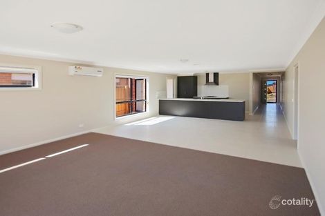 12 Robinson Dr, Weir Views, VIC 3338