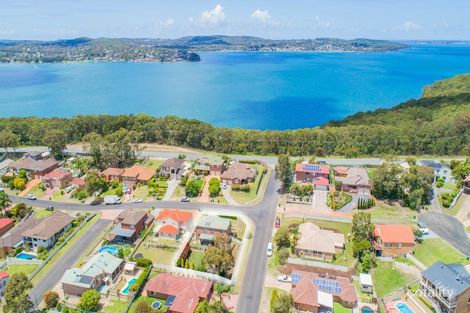 Property photo of 1 Canopus Close Marmong Point NSW 2284
