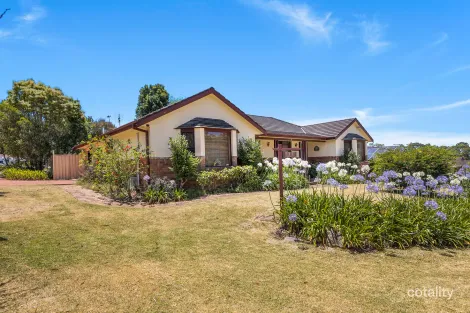 11 Uranna Ave, North Nowra, NSW 2541