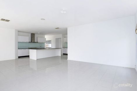 Property photo of 2 Cruise Street Point Cook VIC 3030