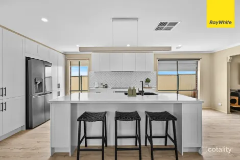 Property photo of 47 Meadow Glen Drive Melton West VIC 3337